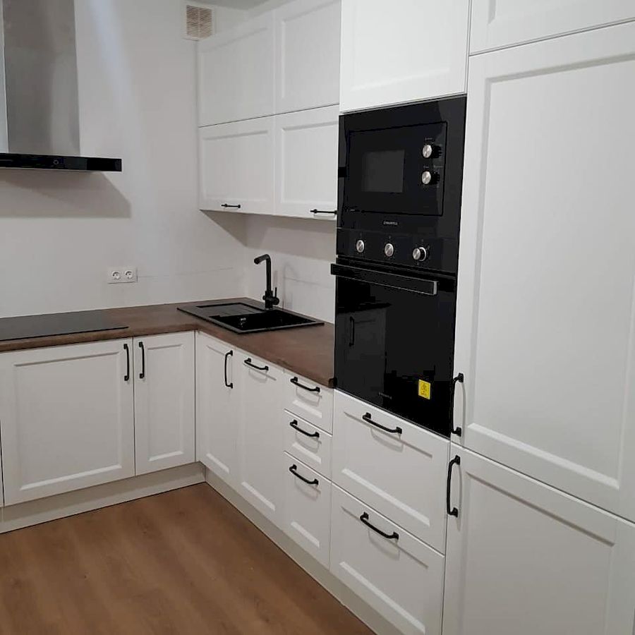 Белый кухонный гарнитур-Кухня МДФ в эмали «Модель 674»-фото2